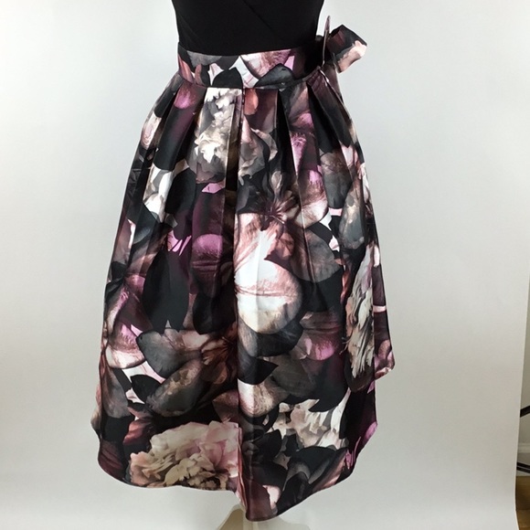 HI LOW A LINE DRESS - Picture 6 of 8